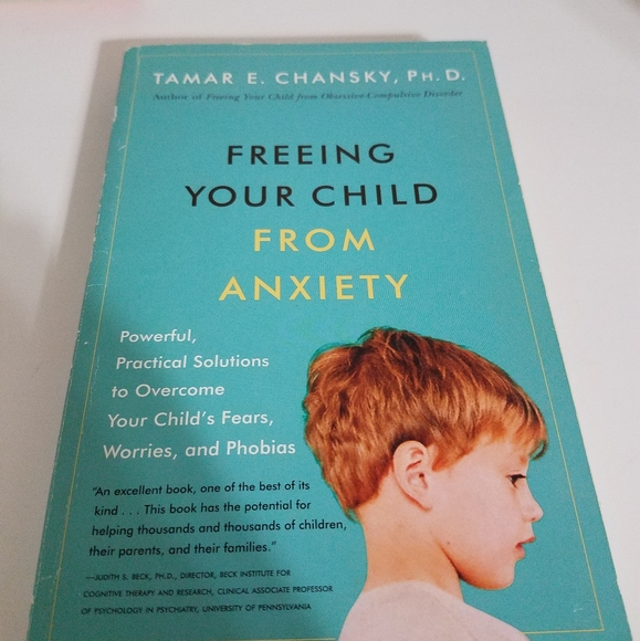 Three child psychology books - Picture 3 of 5